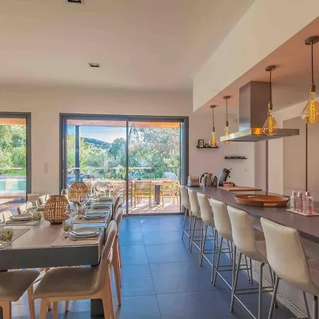 Hotell Incroyable 5 Etoiles Proximite Calarossa Porto-Vecchio (Corsica)